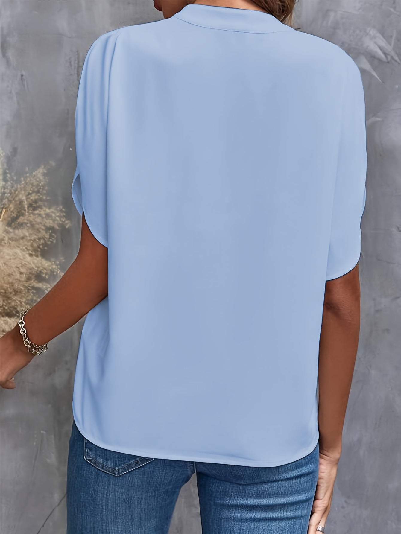 Women’s Elegant V-Neck Long Sleeve Blouse