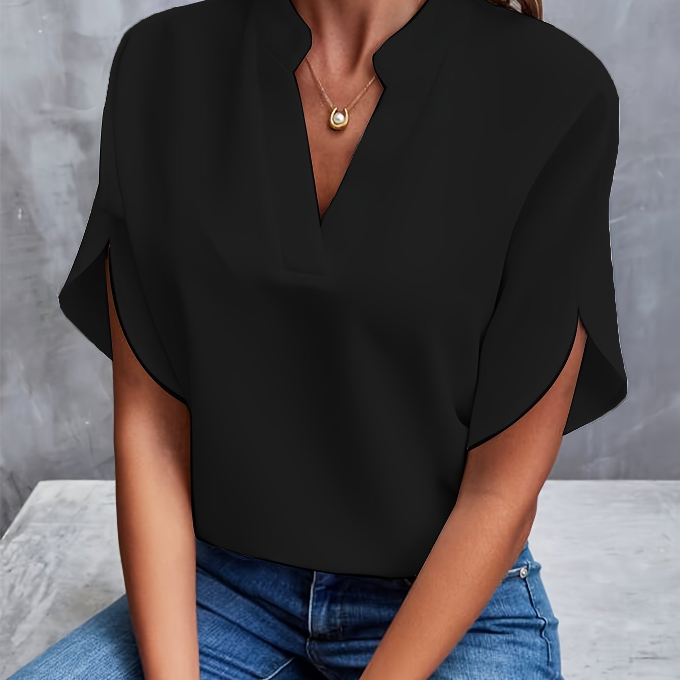Women’s Elegant V-Neck Long Sleeve Blouse