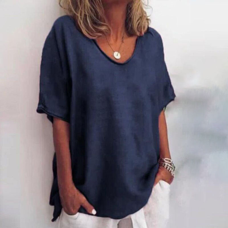 Women’s Relaxed Fit Scoop Neck Blouse